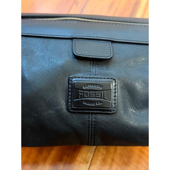 Fossil Black Leather Toiletry Shave Kit Bag Men’s - Picture 2 of 7